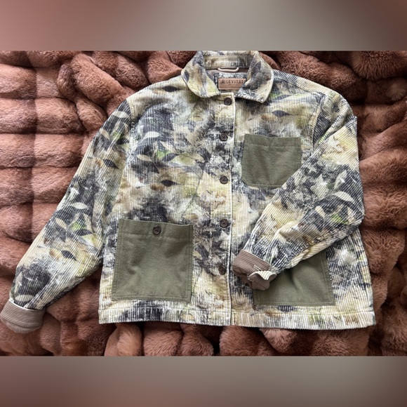 NWT Women's Leaf Camo Corduroy Artist Jacket - Picture 4 of 10